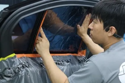 생고뱅 파노라마 럭스X / BMW G60 /  독보적인 퍼포먼스와 스타일을 갖춘 블랙미러룩 광주 썬팅 / 광주 광산