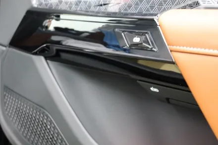 광주 실내 PPF, BMW I7 하이그로시와 디스플레이 보호 / 광주 광산