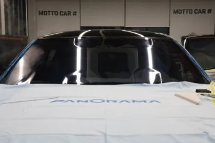 생고뱅 파노라마 럭스X / BMW G60 /  독보적인 퍼포먼스와 스타일을 갖춘 블랙미러룩 광주 썬팅 / 광주 광산