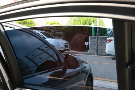 생고뱅 파노라마 럭스X / BMW G60 /  독보적인 퍼포먼스와 스타일을 갖춘 블랙미러룩 광주 썬팅 / 광주 광산