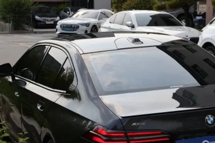 생고뱅 파노라마 럭스X / BMW G60 /  독보적인 퍼포먼스와 스타일을 갖춘 블랙미러룩 광주 썬팅 / 광주 광산