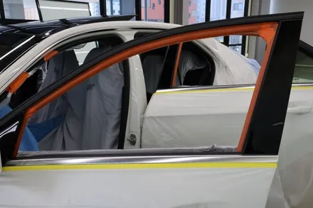 벤츠 W212 E 클래스 / 글라스틴트 레이니 블루 / 광주 광산