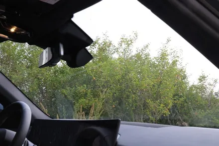 생고뱅 파노라마 럭스X / BMW G60 /  독보적인 퍼포먼스와 스타일을 갖춘 블랙미러룩 광주 썬팅 / 광주 광산