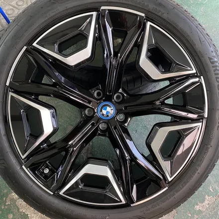 강남에서 휠 복원 BMW 전기차 XM 순정 22인치 / 서울 서초