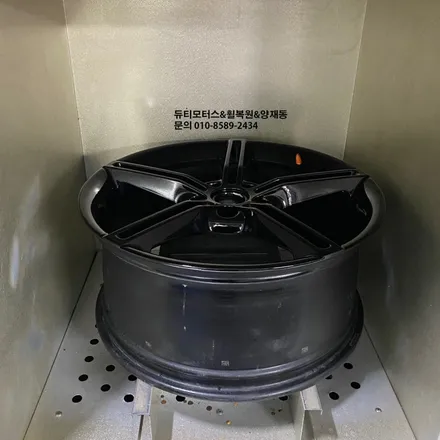 포르쉐 전기차 타이칸 E미션휠 검정펄옵션 휠복원 휠수리[오토갤러리휠복원] / 서울 서초