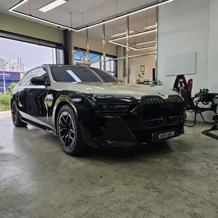 BMW G70 740I 바워스 엠비언트 스피커 커버 교체 / 경기 남양주