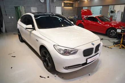 BMW 5GT 새 차처럼 변신 가능한 카본블랙 포인트 랩핑(루프, 필러) / 하남, 광주, 송파