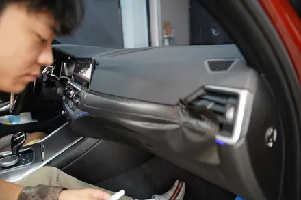 BMW 330i 실내랩핑 라이트필름 (용인 수원 안양) / 하남, 광주, 송파