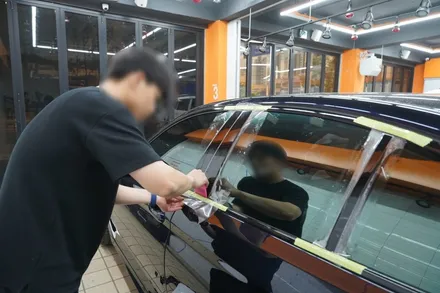 BMW 5시리즈 크롬죽이기, 자동차 실내 랩핑 / 하남시 감북동