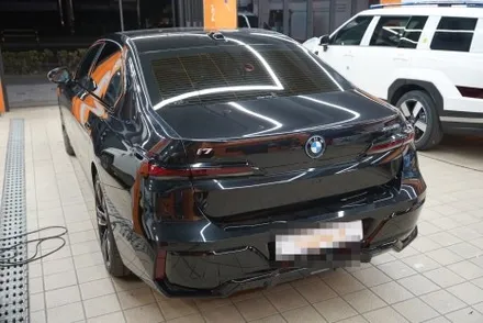BMW I7 랩핑 크롬죽이기 그릴까지 순정 느낌으로 / 하남시 감북동
