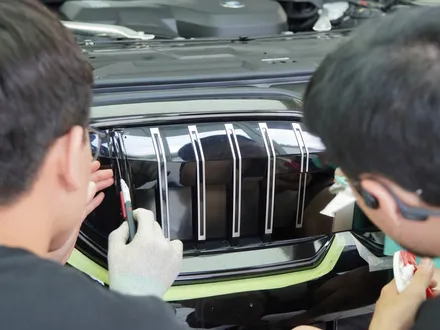 BMW 5시리즈 그릴랩핑 3M2080 고광택필름 근본 시공 / 하남시 감북동