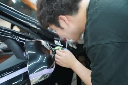 BMW I7 랩핑 크롬죽이기 그릴까지 순정 느낌으로 / 하남시 감북동