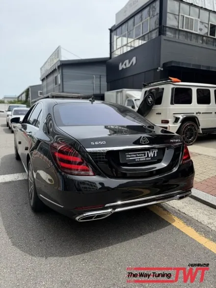 벤츠 W222 S500 전기형 → 후기형 마이바흐 컨버전 작업, 신품 언더커버까지 적용