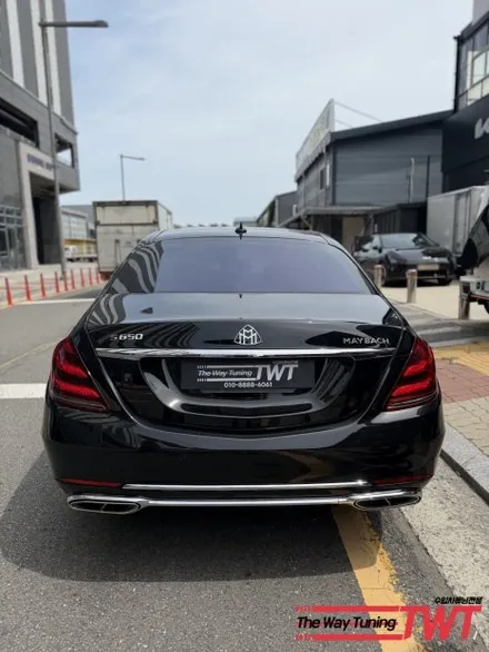 벤츠 W222 S500 전기형 → 후기형 마이바흐 컨버전 작업, 신품 언더커버까지 적용