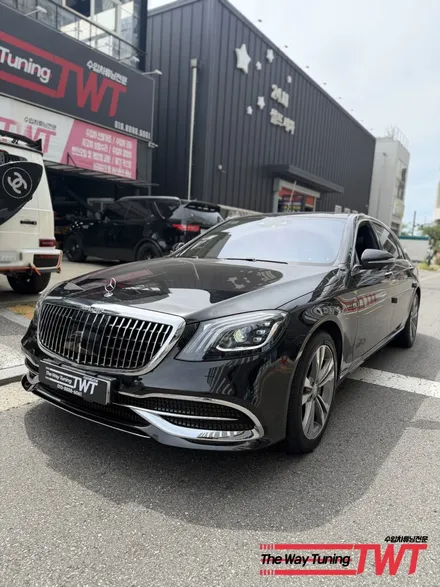 벤츠 W222 S500 전기형 → 후기형 마이바흐 컨버전 작업, 신품 언더커버까지 적용