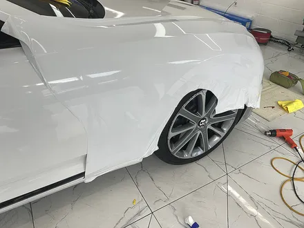 송파랩핑 전문점에서 럭셔리 끝판왕 벤틀리 컨티넨탈 GT 화이트 랩핑 시공후기 / 서울 송파구