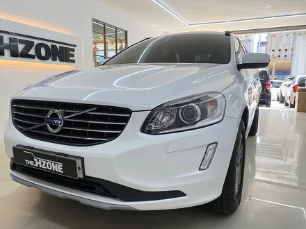 [삼성동랩핑] 볼보 xc60 화이트 전체랩핑 시공으로 순정처럼 자연스럽게 연출 / 서울 송파구