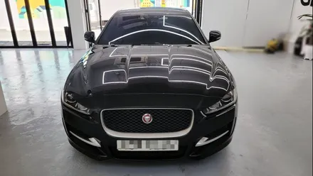 [엘커스텀] 스포트세단 재규어XE 전면유리파손교환 글라스틴트RODE LXQ300 / 부산 금정