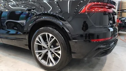 아우디Q8 45TFSI 디테일링은 엘커스텀에서!! / 부산 금정