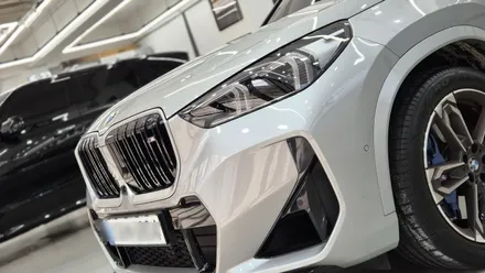 BMW X1 뜨거운 태양아래, 더 확실한 선택!! 글라스틴트 슈어X 썬팅 / 부산 금정