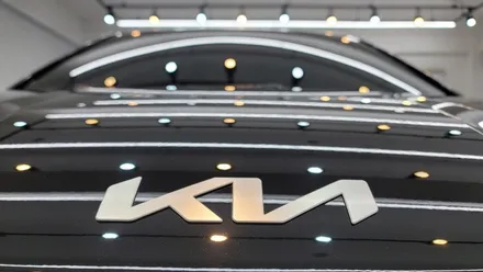 RV의 독보적 모델 기아 카니발 리무진 신차패키지 글라스틴트 금정점 엘커스텀에서 완성. / 부산 금정