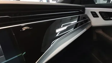 아우디Q8 45TFSI 디테일링은 엘커스텀에서!! / 부산 금정