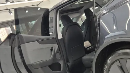 부산 테슬라 모델Y 주니퍼 신차패키지 XPEL과 BRILA의 프리미엄으로 완성된 하나뿐인 테슬라 / 부산 금정