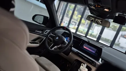 BMW X1 뜨거운 태양아래, 더 확실한 선택!! 글라스틴트 슈어X 썬팅 / 부산 금정
