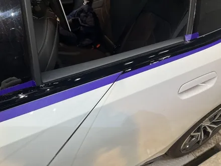 [포항 대잠동 랩핑] BMW5 몰딩 광택 붕괴로 입고 / 경남 포항
