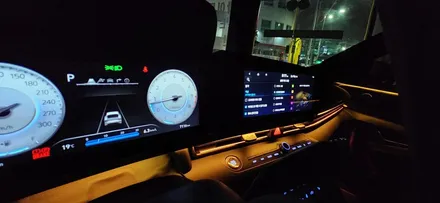 아반떼 N라인 전용수제몰딩방식 으로 글로우모션 엠비언트 뿌시기!! / 창원 의창구