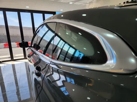창원 BMW 6GT 윈도우 서라운드 몰딩 크롬죽이기 랩핑 시공해서 물때 방지하세요 / 창원시 성산구