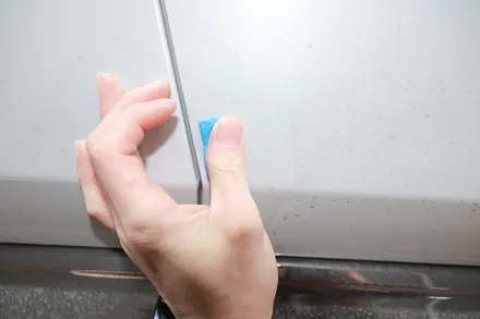 자동차 스티커 제거 방법 / 김포시 마산동