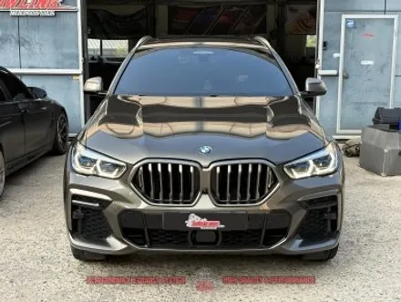 BMW G06 X6 M카본 핸들 M1,M2 버튼 드라이카본 그릴 미러커버 카본룩 퍼포먼스 립 바디킷 파츠 장착