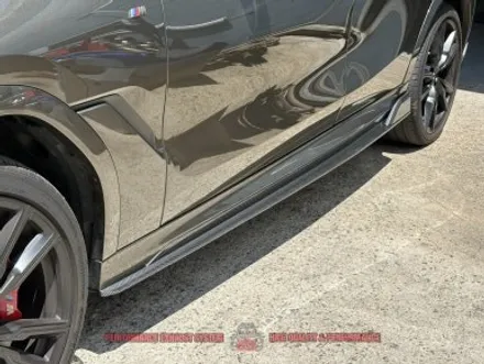 BMW G06 X6 M카본 핸들 M1,M2 버튼 드라이카본 그릴 미러커버 카본룩 퍼포먼스 립 바디킷 파츠 장착