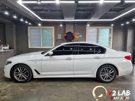부산 랩핑 BMW 5시리즈 루프스킨 시공 후기 / 부산시 강서구