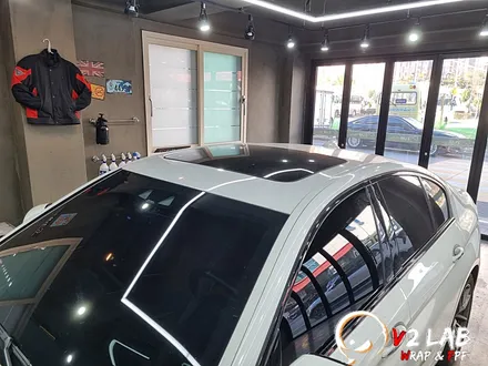 부산 랩핑 BMW 5시리즈 루프스킨 시공 후기 / 부산시 강서구