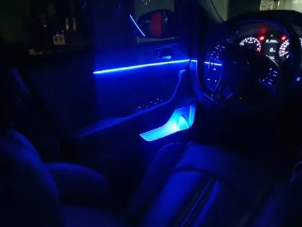 쏘나타 뉴라이즈 엠비언트 라이트 실내 LED무드등 / 온지구 리어스포일러 장착 자동차 튜닝전문점 경남 김해 장유 율하 무계 주촌 / 경남 김해