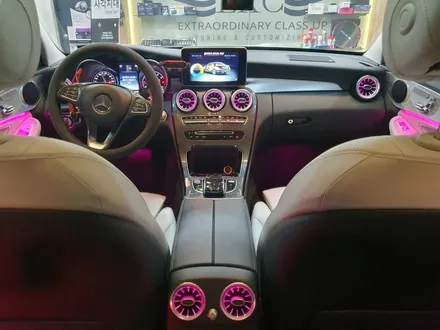 벤츠 C클래스 W205 FULL 엠비언트 & 3색에서 64색 컬러 연동과 광량 업그레이드 송풍구 1,2열외 전체 / 자동차 튜닝전문점 경남 김해 장유 율하 무계 주촌 / 경남 김해