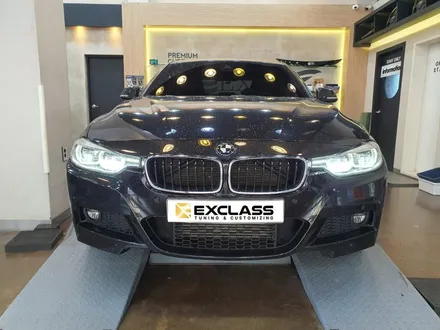 BMW F30 M3룩 컨버젼 신형개조 / 프론트 복선블랙 그릴교체 자동차 튜닝전문점 경남 김해 장유 율하 무계 주촌 / 경남 김해