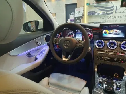 벤츠 C클래스 W205 FULL 엠비언트 & 3색에서 64색 컬러 연동과 광량 업그레이드 송풍구 1,2열외 전체 / 자동차 튜닝전문점 경남 김해 장유 율하 무계 주촌 / 경남 김해