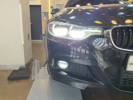 BMW F30 M3룩 컨버젼 신형개조 / 프론트 복선블랙 그릴교체 자동차 튜닝전문점 경남 김해 장유 율하 무계 주촌 / 경남 김해