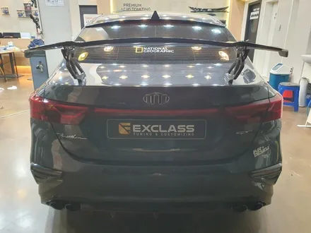 올뉴 K3 콘보이 GT스포일러에서 vorsteiner 레이싱 GT 윙 장착 다운포스 느껴보세요. 자동차 튜닝전문점 경남 김해 / 경남 김해