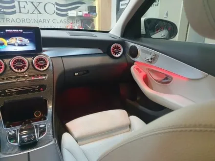 벤츠 C클래스 W205 FULL 엠비언트 & 3색에서 64색 컬러 연동과 광량 업그레이드 송풍구 1,2열외 전체 / 자동차 튜닝전문점 경남 김해 장유 율하 무계 주촌 / 경남 김해