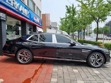 비싼 필름, 열차단율만 좋으면 좋다? 좋은 썬팅 필름 고르는 방법 알려드립니다.