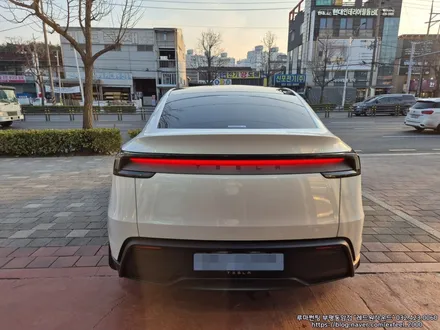 [레드원 테슬라 신차패키지] 테슬라 모델Y 주니퍼 - 루마 버텍스900 썬팅 · 요크핸들 · 기어레버 작업
