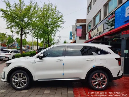 [인천썬팅] 쏘렌토 MQ4 루마 버텍스 900 / 700 썬팅, 아이나비 블래박스 Z5000PLUS 장착 작업.