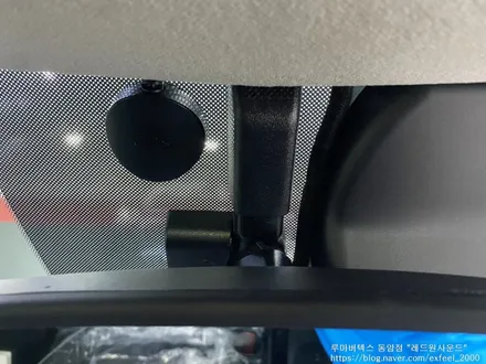 [인천썬팅] 크리미 그레이(팬텀블랙) 베뉴 - 루마 래티튜드 썬팅작업, 아이나비 블랙박스 Z5000PLUS 장착.