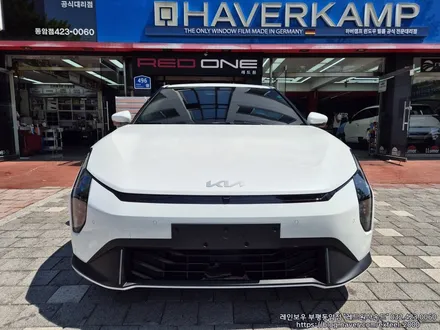 [인천썬팅] The Kia EV4 어스 롱레인지 - 레인보우 V90 썬팅 · 아이언가드 UE-10 유리막코팅 · PPF 5종 작업