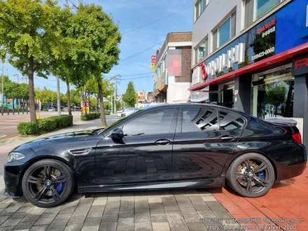 [인천하버캠프] BMW M5 - 하버캠프 세라믹본드 썬팅 재작업 · 아이나비 블랙박스 보조배터리 BAB-105 장착 작업