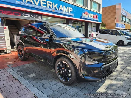 [인천썬팅] The Kia EV5 GT-line 롱레인지 신차패키지 - 하버캠프 세라믹본드 썬팅 · 아이언가드 UE-10 유리막코팅 · PPF 13종 작업